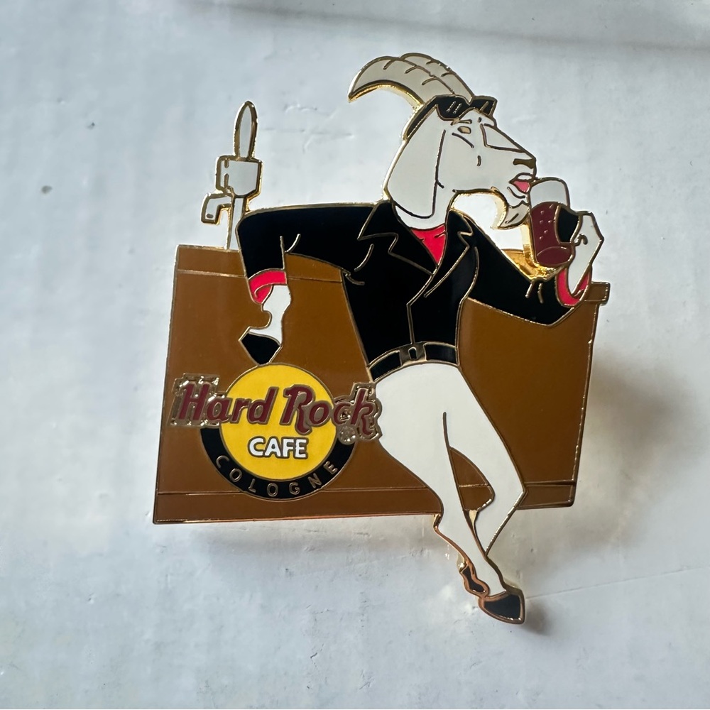 Hard Rock Cafe Gold and White Jewelry Accessory